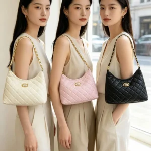 Bolso Hobo acolchado en rombos, cadena dorada, cuero sintético