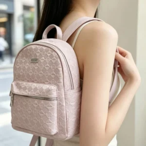 Mochila lila con estampado de rombos