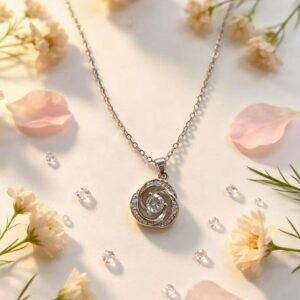 FASHION COLLAR CON DIJE ESPIRAL CIRCULAR PLATEADO CON CIRCONIA CENTRAL