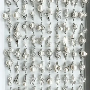 Anillos plateados con perlas, modelos surtidos