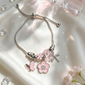 PULSERA PLATEADA CON DIJES DE LIBELULA Y FLORES CON PIEDRAS MARIPOSA BLANCA GGL-0001