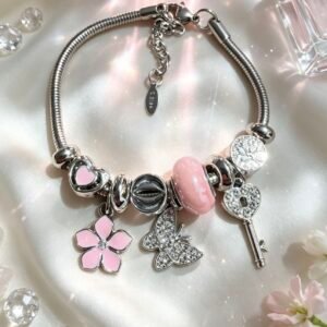 PULSERA PLATEADA CON DIJER DE LLAVE MARIPOSA CON BRILLANTE FLOR ROSA GGL-0002