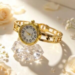 RELOJ PULSERA PARA MUJER CON FLORES CALADAS DORADO MS-3052