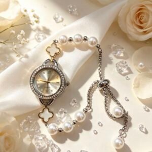 RELOJ PULSERA PLATEADO CON PERLAS DIJES DE TREBOL Y ESFERA MS-3069